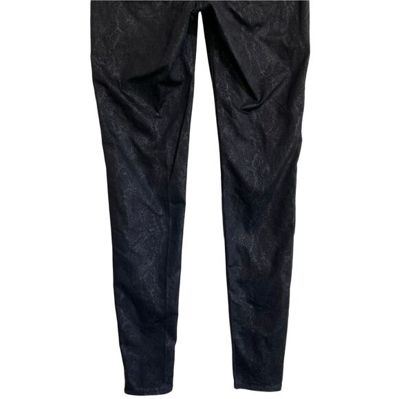 Rock & Republic Fever Denim RX Black Python Venomous Jeggings -2L - Picture 11 of 12